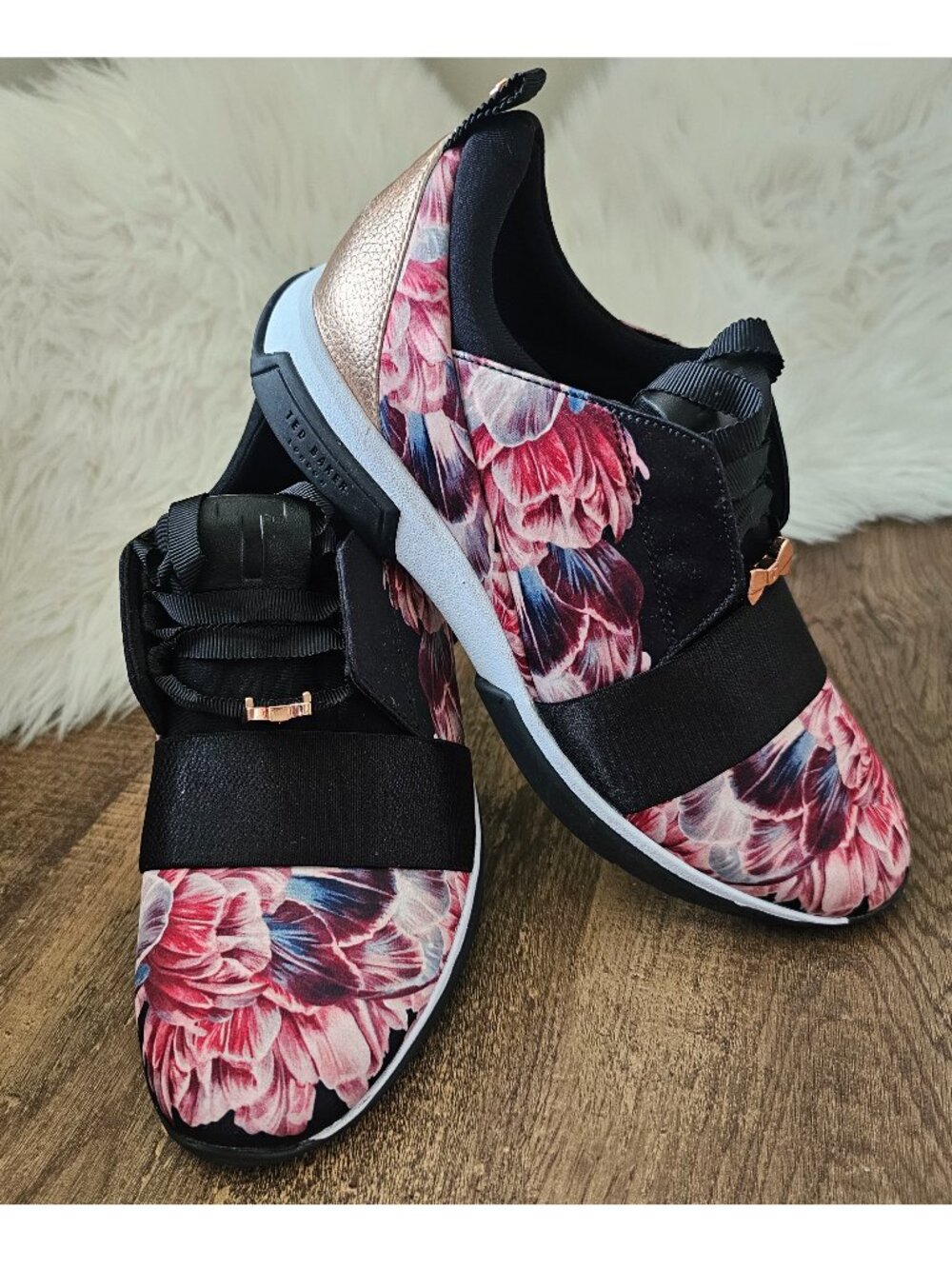 Ted Baker London Cepap 2 Tranquility Floral Trainers Sneakers Athletic Shoes US6